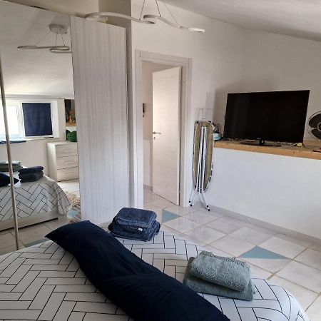 Appartamento Nella Piazza Centrale, Con Terrazza ซานตันตีโอโก ภายนอก รูปภาพ