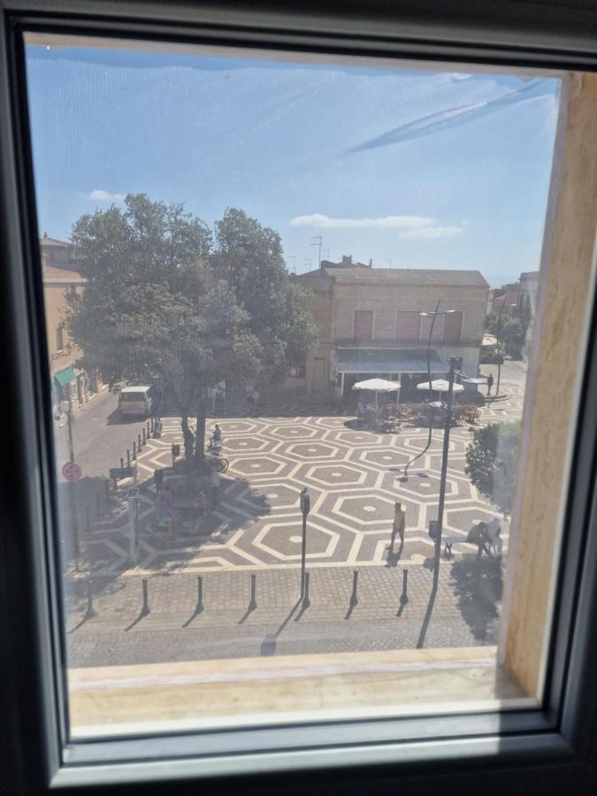 Appartamento Nella Piazza Centrale, Con Terrazza ซานตันตีโอโก ภายนอก รูปภาพ