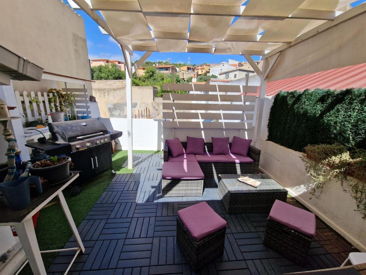 Appartamento Nella Piazza Centrale, Con Terrazza ซานตันตีโอโก ภายนอก รูปภาพ